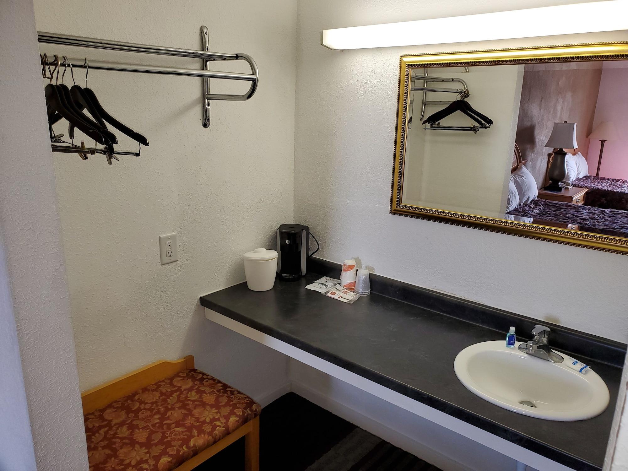 Rodeway Inn Brazil Eksteriør bilde