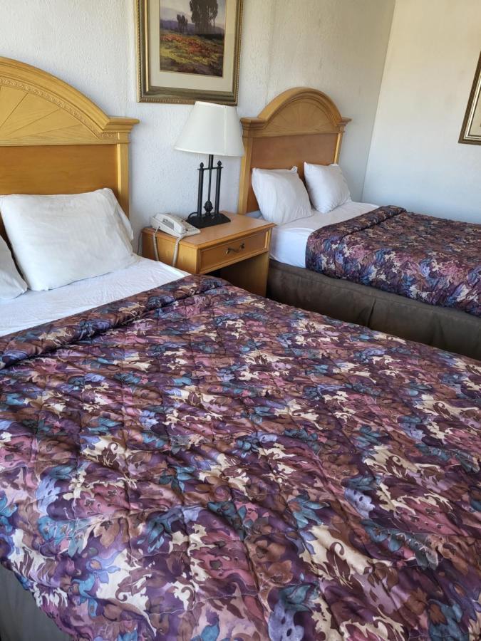 Rodeway Inn Brazil Eksteriør bilde