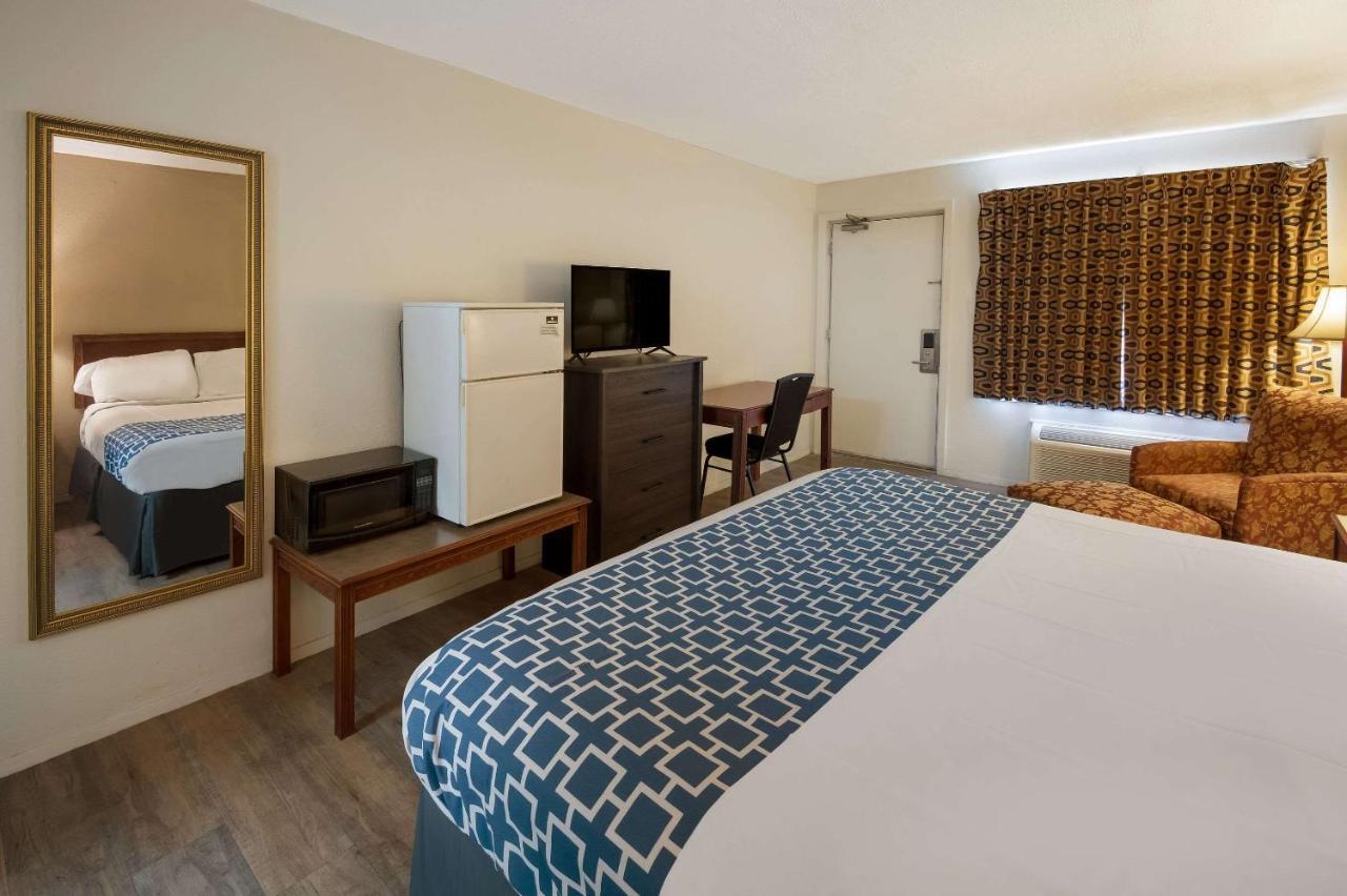 Rodeway Inn Brazil Eksteriør bilde