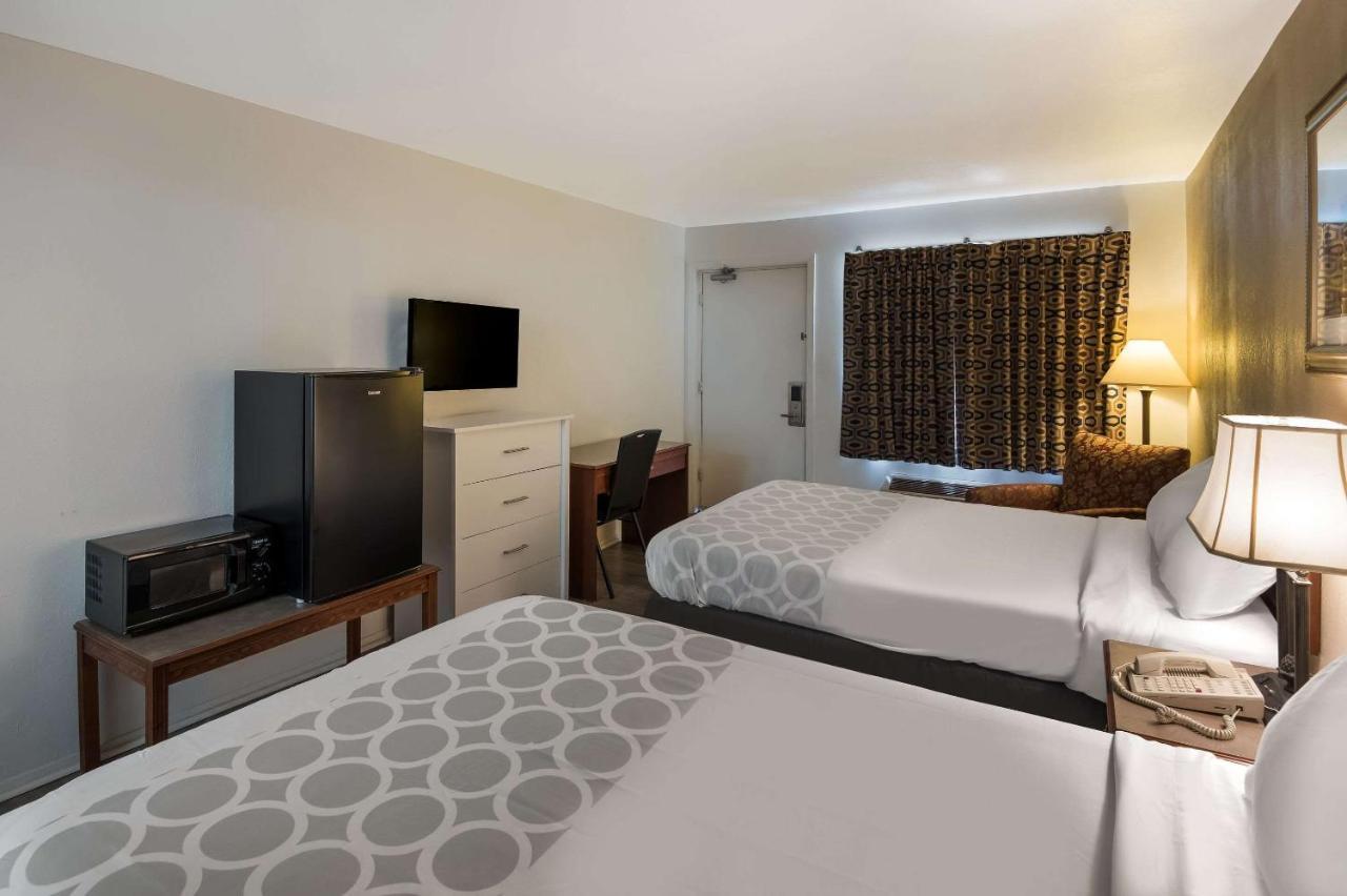 Rodeway Inn Brazil Eksteriør bilde